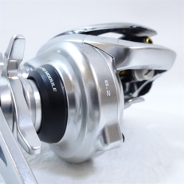 １６メタニウムＭＧＬ右